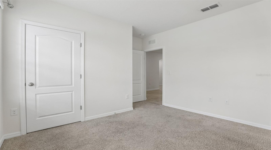 DAVENPORT, Florida 33837, 4 Bedrooms Bedrooms, ,2 BathroomsBathrooms,Residential,For Sale,NOBLE,0,MFRO6422399
