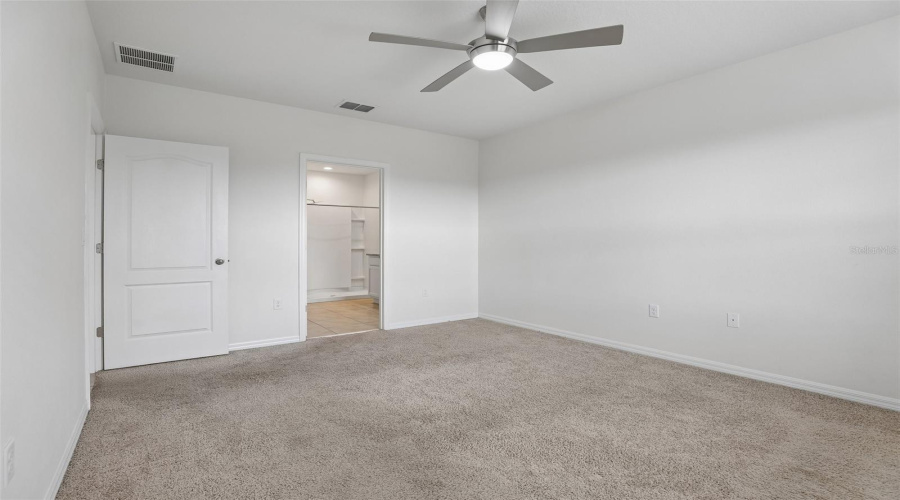 DAVENPORT, Florida 33837, 4 Bedrooms Bedrooms, ,2 BathroomsBathrooms,Residential,For Sale,NOBLE,0,MFRO6422399
