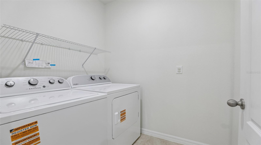 DAVENPORT, Florida 33837, 4 Bedrooms Bedrooms, ,2 BathroomsBathrooms,Residential,For Sale,NOBLE,0,MFRO6422399