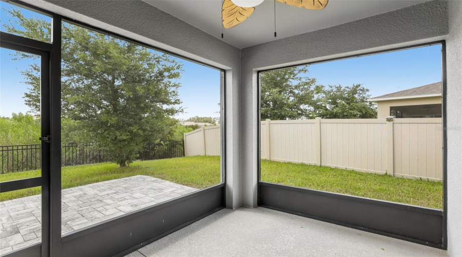 DAVENPORT, Florida 33837, 4 Bedrooms Bedrooms, ,2 BathroomsBathrooms,Residential,For Sale,NOBLE,0,MFRO6422399