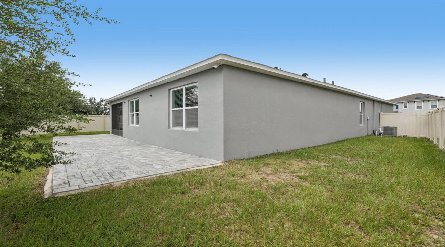 DAVENPORT, Florida 33837, 4 Bedrooms Bedrooms, ,2 BathroomsBathrooms,Residential,For Sale,NOBLE,0,MFRO6422399