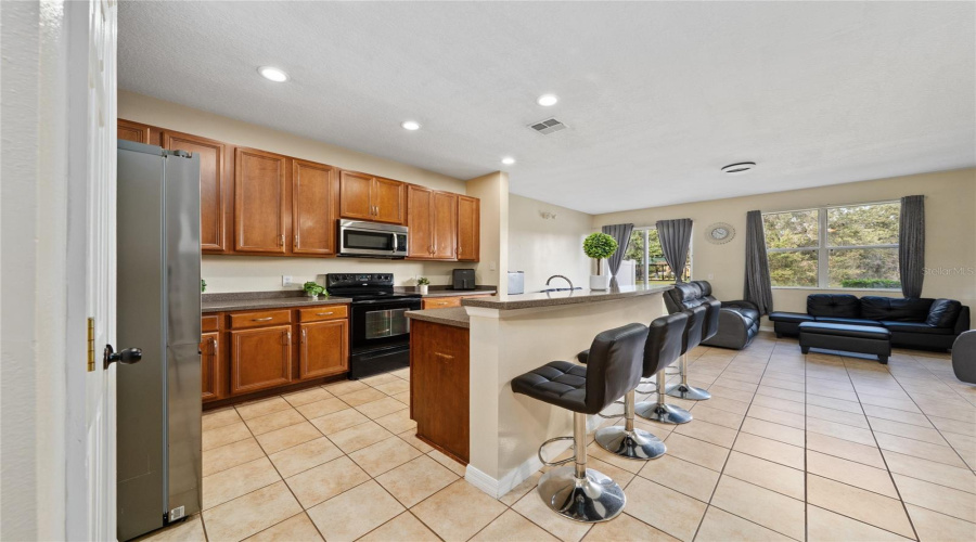 KISSIMMEE, Florida 34746, 3 Bedrooms Bedrooms, ,2 BathroomsBathrooms,Residential,For Sale,SEAVIEW CASTLE DR,0,MFRS5153059