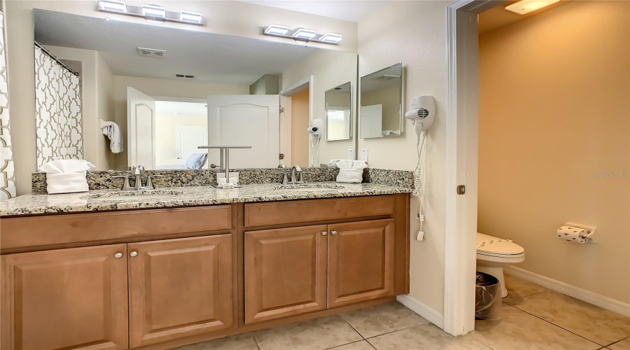 KISSIMMEE, Florida 34747, 4 Bedrooms Bedrooms, ,3 BathroomsBathrooms,Residential,For Sale,CANDY PALM,0,MFRS5152877