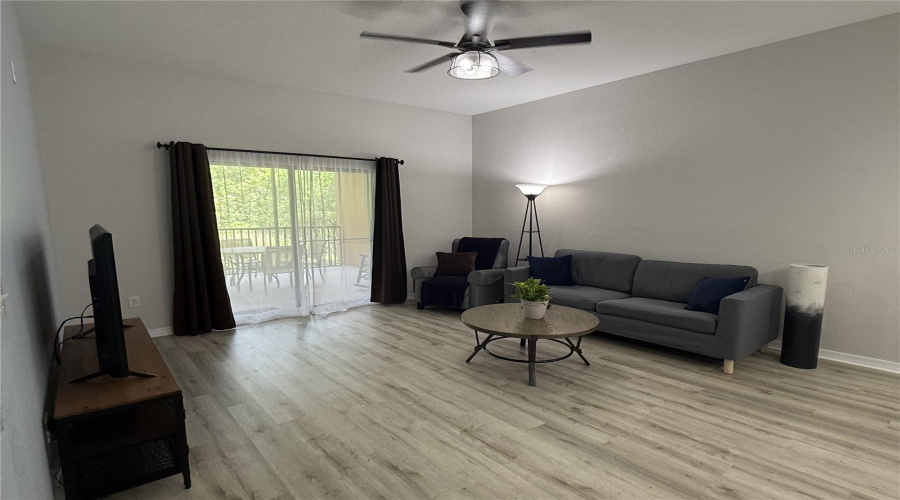 KISSIMMEE, Florida 34747, 2 Bedrooms Bedrooms, ,2 BathroomsBathrooms,Residential,For Sale,PIRATES RETREAT,0,MFRTB8524632