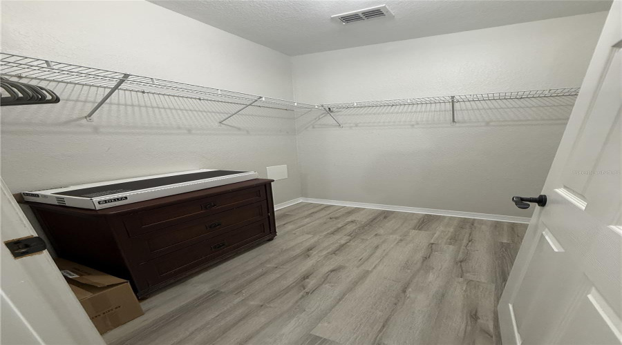 KISSIMMEE, Florida 34747, 2 Bedrooms Bedrooms, ,2 BathroomsBathrooms,Residential,For Sale,PIRATES RETREAT,0,MFRTB8524632
