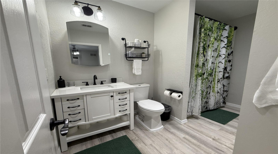 KISSIMMEE, Florida 34747, 2 Bedrooms Bedrooms, ,2 BathroomsBathrooms,Residential,For Sale,PIRATES RETREAT,0,MFRTB8524632