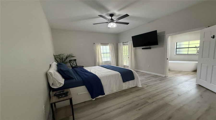 KISSIMMEE, Florida 34747, 2 Bedrooms Bedrooms, ,2 BathroomsBathrooms,Residential,For Sale,PIRATES RETREAT,0,MFRTB8524632
