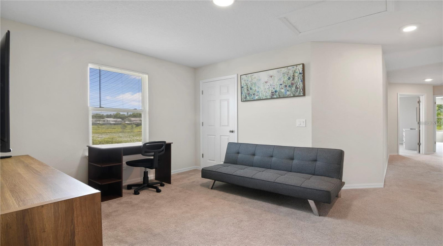 DAVENPORT, Florida 33896, 5 Bedrooms Bedrooms, ,3 BathroomsBathrooms,Residential,For Sale,ABERDEEN,0,MFRO6422075