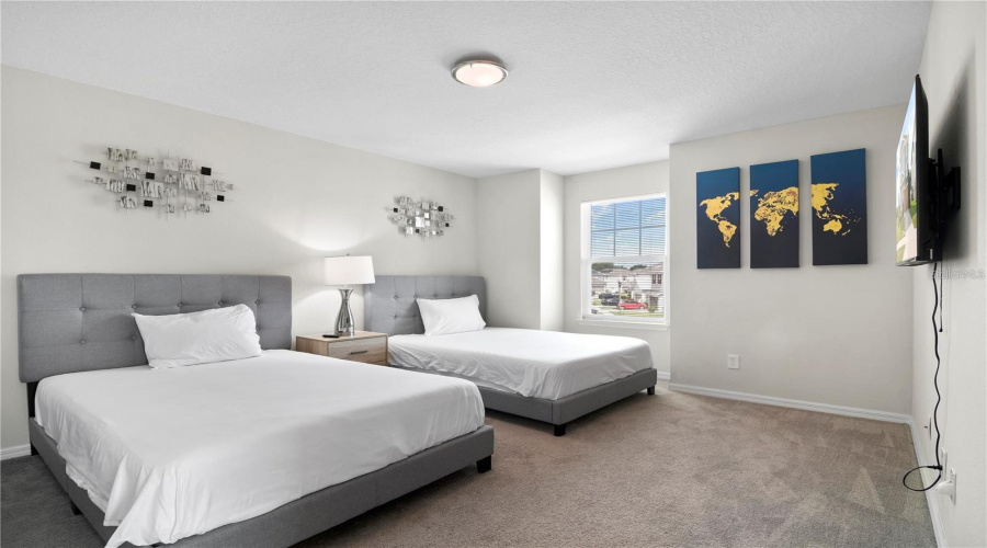 DAVENPORT, Florida 33896, 5 Bedrooms Bedrooms, ,3 BathroomsBathrooms,Residential,For Sale,ABERDEEN,0,MFRO6422075