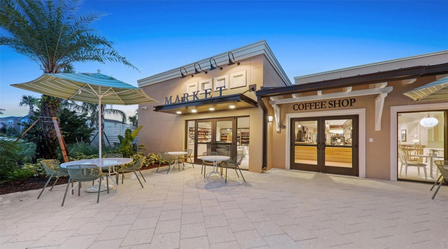 KISSIMMEE, Florida 34747, 6 Bedrooms Bedrooms, ,4 BathroomsBathrooms,Residential,For Sale,COCONUT BREEZE,0,MFRO6422772