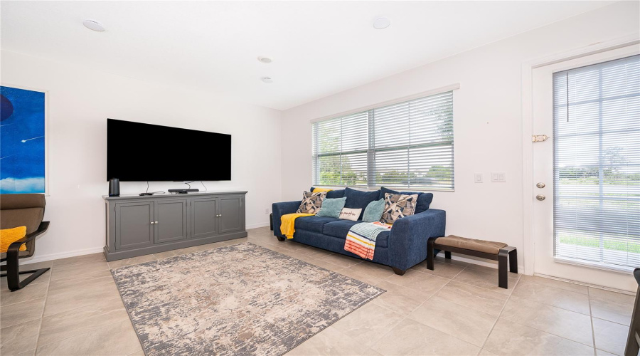 DAVENPORT, Florida 33896, 3 Bedrooms Bedrooms, ,2 BathroomsBathrooms,Residential,For Sale,CONCH,0,MFRO6422563