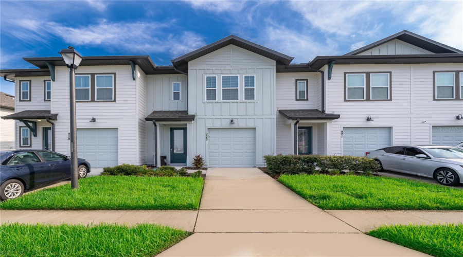 DAVENPORT, Florida 33896, 3 Bedrooms Bedrooms, ,2 BathroomsBathrooms,Residential,For Sale,CONCH,0,MFRO6422563