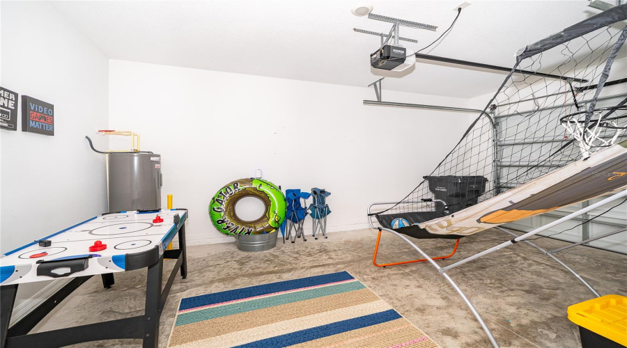 DAVENPORT, Florida 33896, 3 Bedrooms Bedrooms, ,2 BathroomsBathrooms,Residential,For Sale,CONCH,0,MFRO6422563