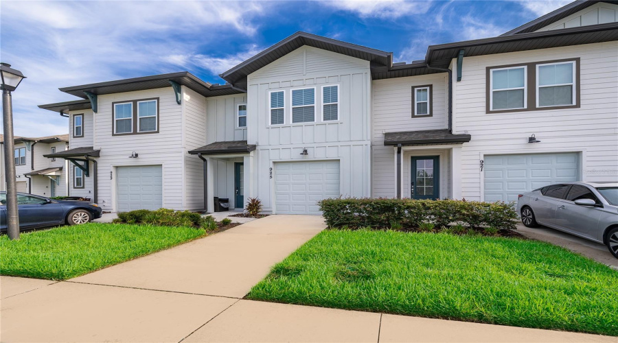 DAVENPORT, Florida 33896, 3 Bedrooms Bedrooms, ,2 BathroomsBathrooms,Residential,For Sale,CONCH,0,MFRO6422563