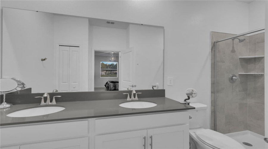 DAVENPORT, Florida 33837, 4 Bedrooms Bedrooms, ,3 BathroomsBathrooms,Residential,For Sale,CAMDEN,0,MFRO6407681