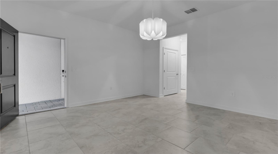 DAVENPORT, Florida 33837, 4 Bedrooms Bedrooms, ,3 BathroomsBathrooms,Residential,For Sale,CAMDEN,0,MFRO6407681