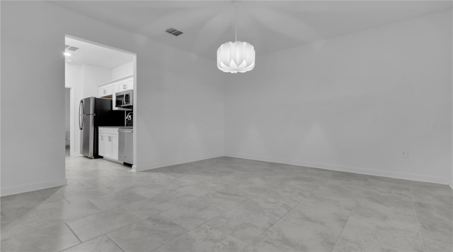DAVENPORT, Florida 33837, 4 Bedrooms Bedrooms, ,3 BathroomsBathrooms,Residential,For Sale,CAMDEN,0,MFRO6407681