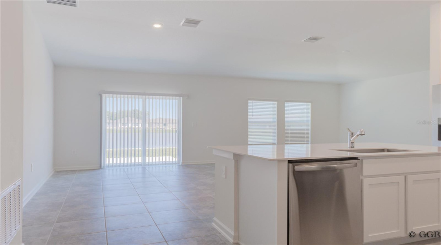 KISSIMMEE, Florida 34746, 3 Bedrooms Bedrooms, ,2 BathroomsBathrooms,Residential,For Sale,BRENTWOOD,0,MFRO6422761