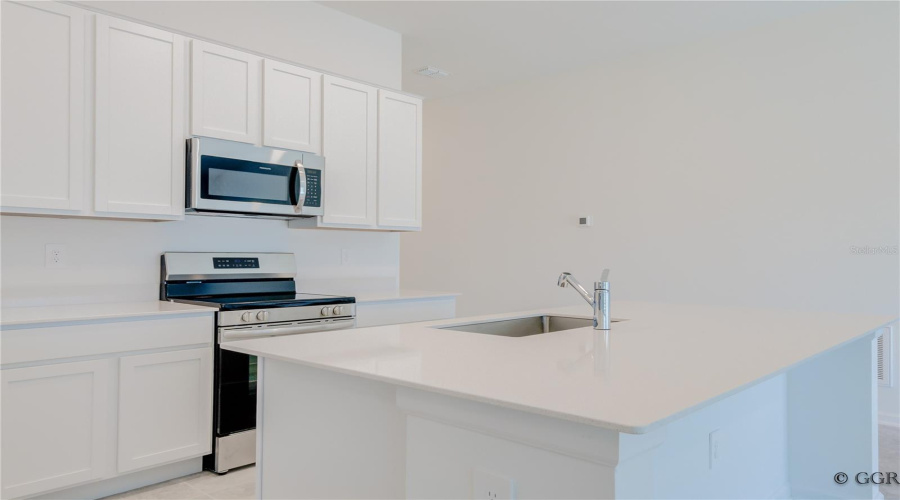 KISSIMMEE, Florida 34746, 3 Bedrooms Bedrooms, ,2 BathroomsBathrooms,Residential,For Sale,BRENTWOOD,0,MFRO6422761