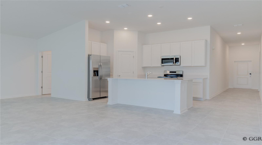 KISSIMMEE, Florida 34746, 3 Bedrooms Bedrooms, ,2 BathroomsBathrooms,Residential,For Sale,BRENTWOOD,0,MFRO6422761