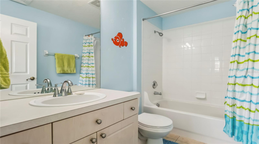KISSIMMEE, Florida 34747, 3 Bedrooms Bedrooms, ,3 BathroomsBathrooms,Residential,For Sale,SILVER PALM,0,MFRO6422661