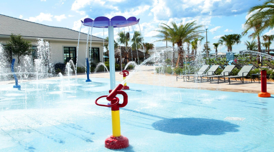 KISSIMMEE, Florida 34746, 2 Bedrooms Bedrooms, ,2 BathroomsBathrooms,Residential,For Sale,CLOCK TOWER,0,MFRO6422815