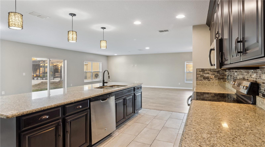 DAVENPORT, Florida 33837, 4 Bedrooms Bedrooms, ,2 BathroomsBathrooms,Residential,For Sale,ANDALUSIA,0,MFRO6363396