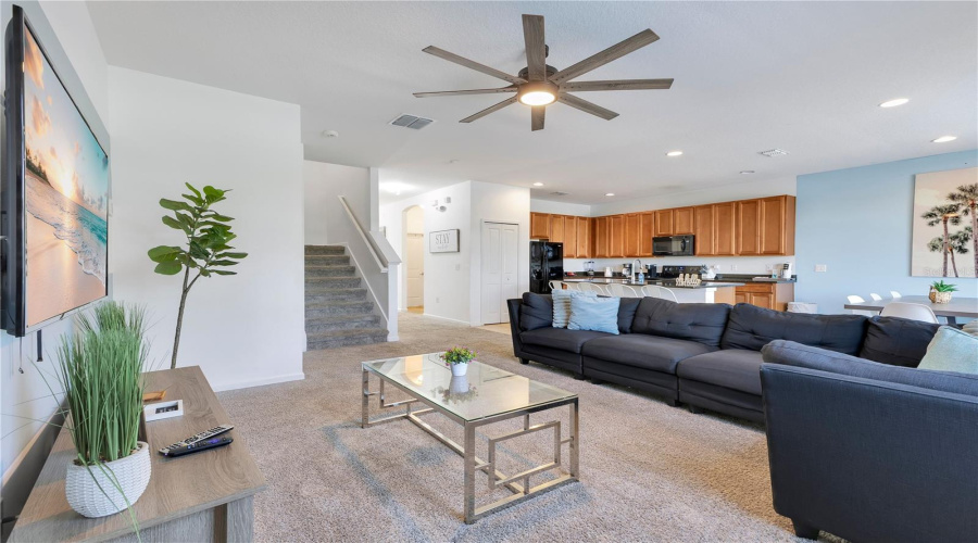 KISSIMMEE, Florida 34746, 6 Bedrooms Bedrooms, ,4 BathroomsBathrooms,Residential,For Sale,BALLO,0,MFRO6422924