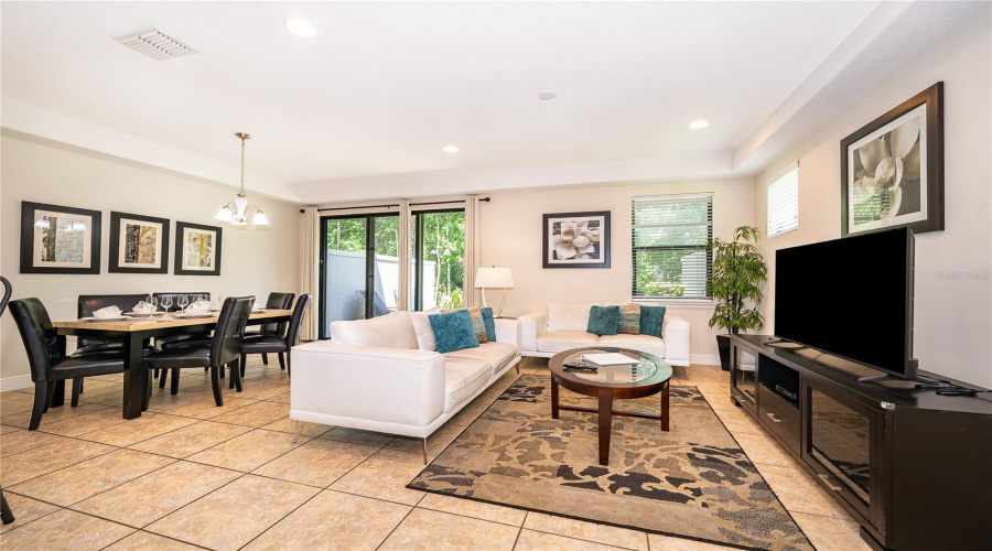 DAVENPORT, Florida 33896, 4 Bedrooms Bedrooms, ,3 BathroomsBathrooms,Residential,For Sale,ROSEVILLE,0,MFRO6423209