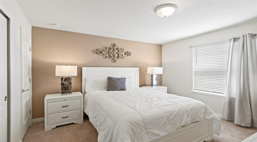 KISSIMMEE, Florida 34747, 8 Bedrooms Bedrooms, ,6 BathroomsBathrooms,Residential,For Sale,LUXOR,0,MFRO6419722
