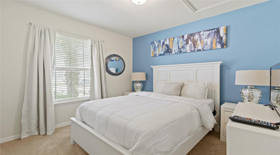 KISSIMMEE, Florida 34747, 8 Bedrooms Bedrooms, ,6 BathroomsBathrooms,Residential,For Sale,LUXOR,0,MFRO6419722