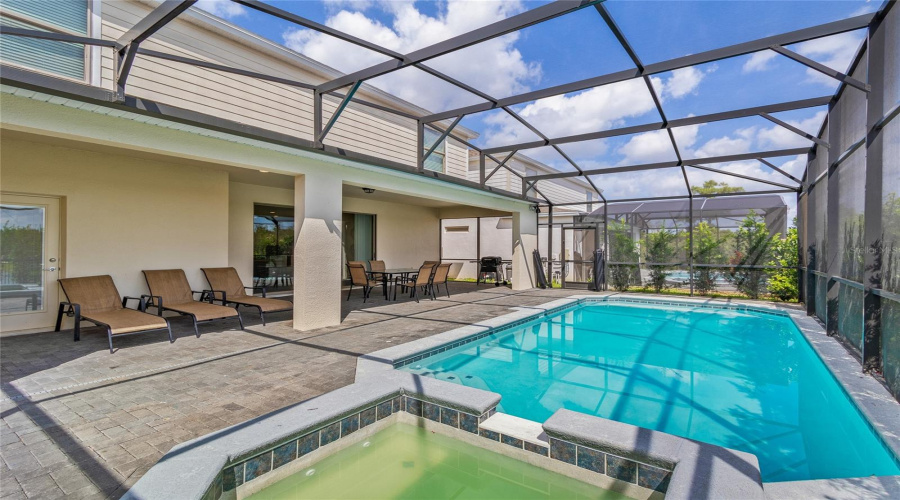 KISSIMMEE, Florida 34747, 8 Bedrooms Bedrooms, ,6 BathroomsBathrooms,Residential,For Sale,LUXOR,0,MFRO6419722