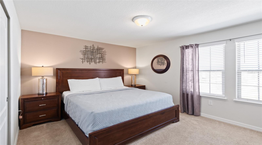 KISSIMMEE, Florida 34747, 8 Bedrooms Bedrooms, ,6 BathroomsBathrooms,Residential,For Sale,LUXOR,0,MFRO6419722