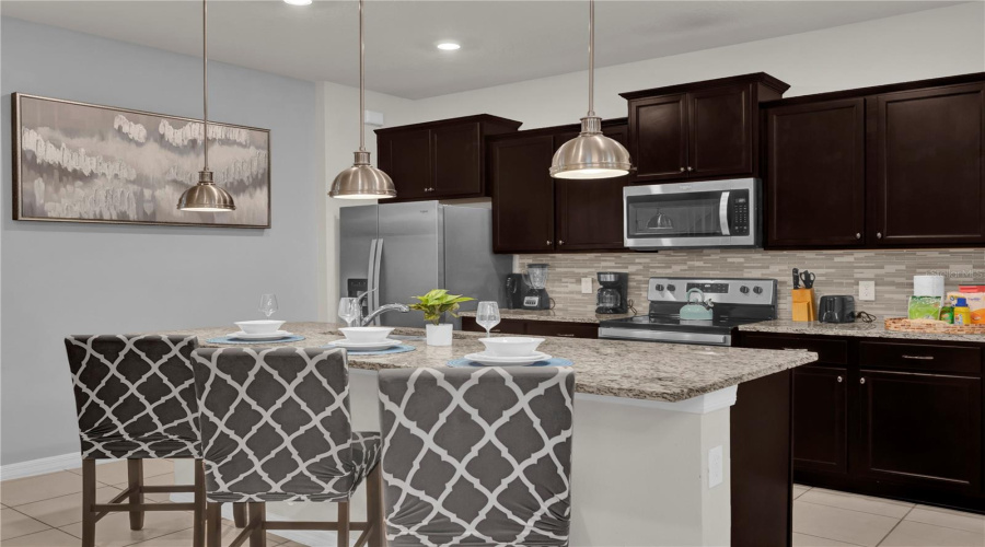DAVENPORT, Florida 33897, 7 Bedrooms Bedrooms, ,5 BathroomsBathrooms,Residential,For Sale,SUMMER,0,MFRO6423233