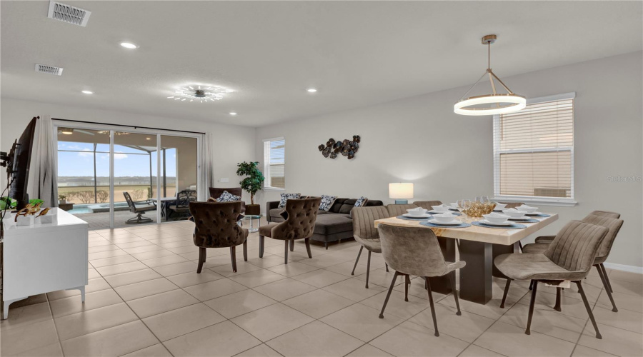 DAVENPORT, Florida 33897, 7 Bedrooms Bedrooms, ,5 BathroomsBathrooms,Residential,For Sale,SUMMER,0,MFRO6423233