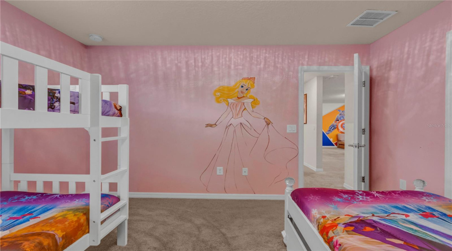 DAVENPORT, Florida 33897, 7 Bedrooms Bedrooms, ,5 BathroomsBathrooms,Residential,For Sale,SUMMER,0,MFRO6423233