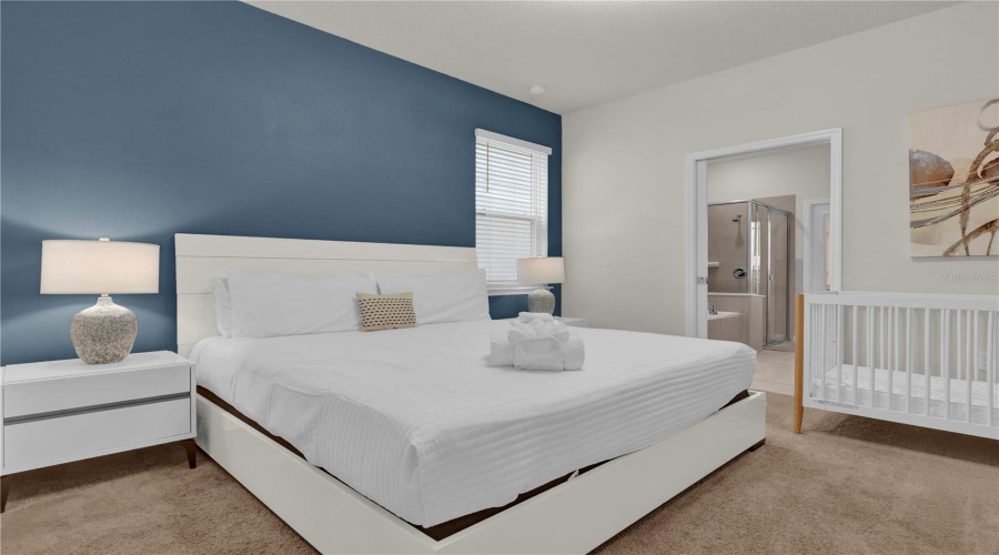 DAVENPORT, Florida 33897, 7 Bedrooms Bedrooms, ,5 BathroomsBathrooms,Residential,For Sale,SUMMER,0,MFRO6423233