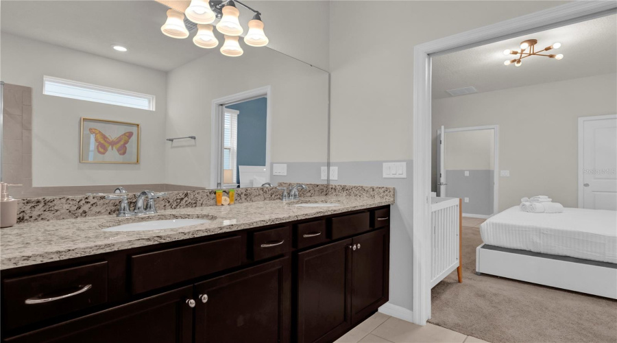 DAVENPORT, Florida 33897, 7 Bedrooms Bedrooms, ,5 BathroomsBathrooms,Residential,For Sale,SUMMER,0,MFRO6423233