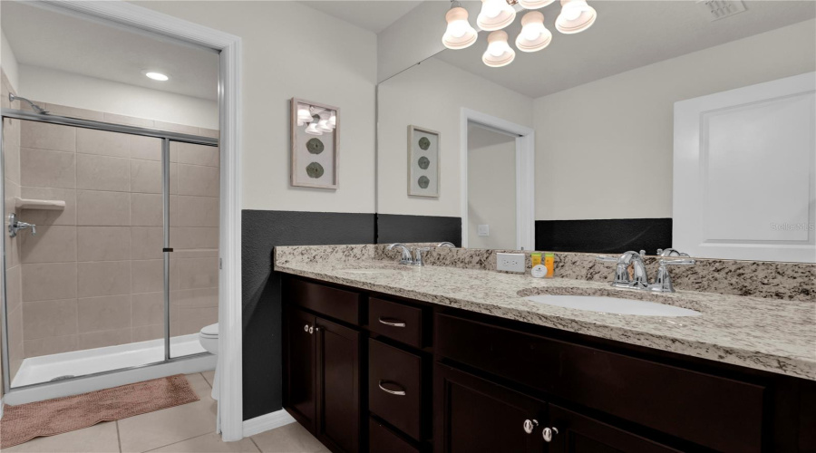 DAVENPORT, Florida 33897, 7 Bedrooms Bedrooms, ,5 BathroomsBathrooms,Residential,For Sale,SUMMER,0,MFRO6423233