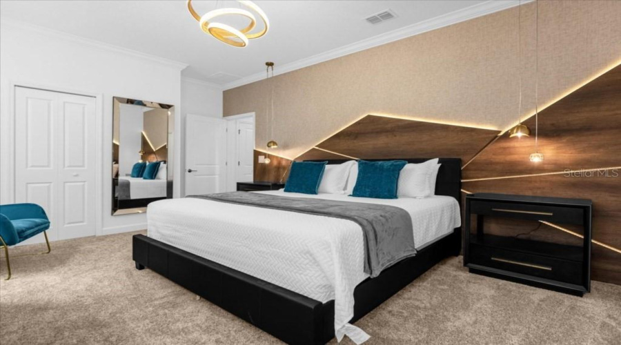 KISSIMMEE, Florida 34746, 8 Bedrooms Bedrooms, ,5 BathroomsBathrooms,Residential,For Sale,PENELOPE,0,MFRO6419796