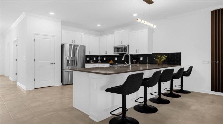 KISSIMMEE, Florida 34746, 8 Bedrooms Bedrooms, ,5 BathroomsBathrooms,Residential,For Sale,PENELOPE,0,MFRO6419796