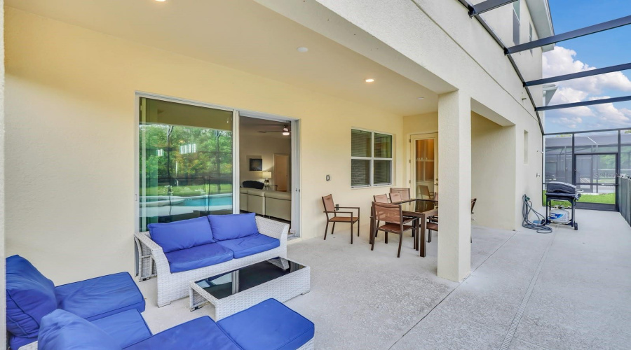 KISSIMMEE, Florida 34746, 12 Bedrooms Bedrooms, ,11 BathroomsBathrooms,Residential,For Sale,RAMA,0,MFRS5151566
