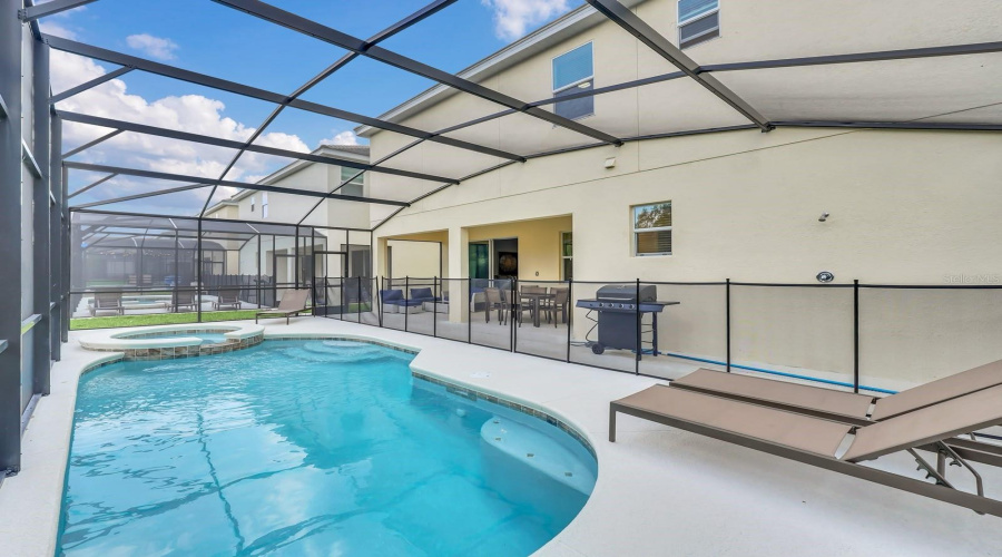 KISSIMMEE, Florida 34746, 12 Bedrooms Bedrooms, ,11 BathroomsBathrooms,Residential,For Sale,RAMA,0,MFRS5151566