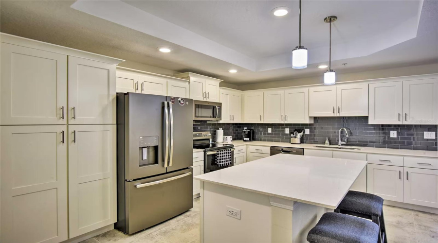 KISSIMMEE, Florida 34746, 3 Bedrooms Bedrooms, ,2 BathroomsBathrooms,Residential,For Sale,PARADOX,0,MFRO6422807