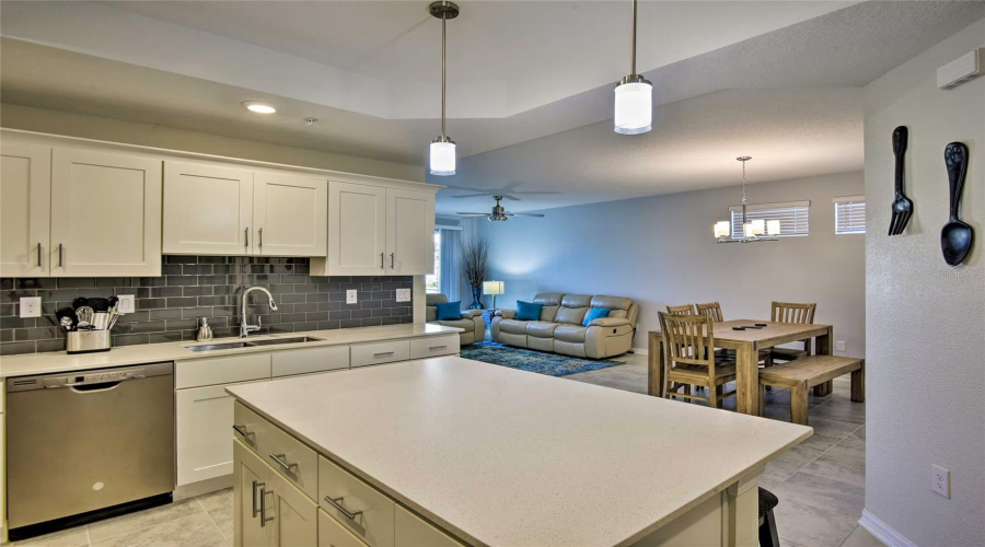 KISSIMMEE, Florida 34746, 3 Bedrooms Bedrooms, ,2 BathroomsBathrooms,Residential,For Sale,PARADOX,0,MFRO6422807