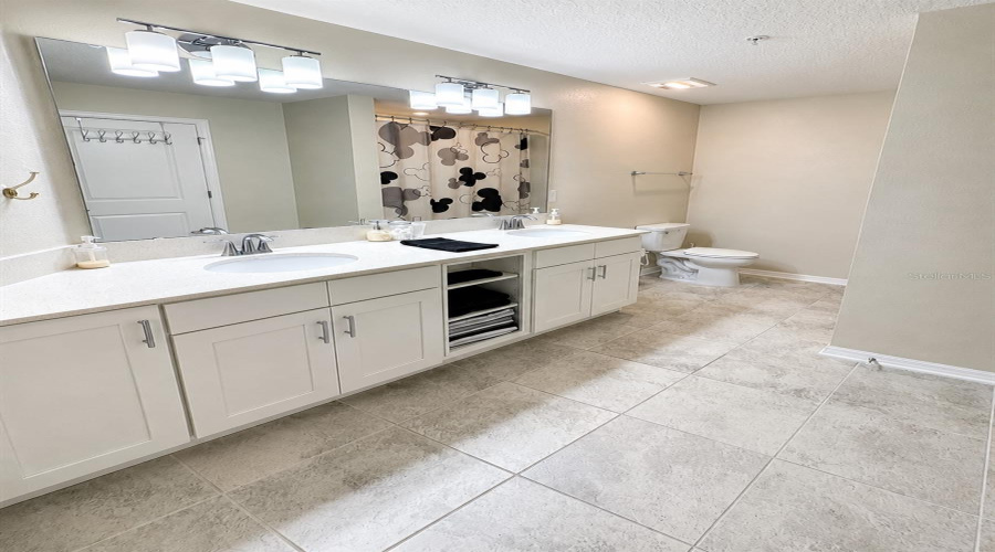 KISSIMMEE, Florida 34746, 3 Bedrooms Bedrooms, ,2 BathroomsBathrooms,Residential,For Sale,PARADOX,0,MFRO6422807