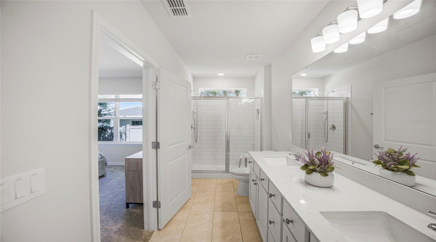 DAVENPORT, Florida 33896, 4 Bedrooms Bedrooms, ,2 BathroomsBathrooms,Residential,For Sale,LOVELY,0,MFRO6422751