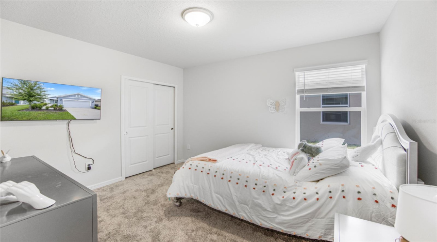 DAVENPORT, Florida 33896, 4 Bedrooms Bedrooms, ,2 BathroomsBathrooms,Residential,For Sale,LOVELY,0,MFRO6422751