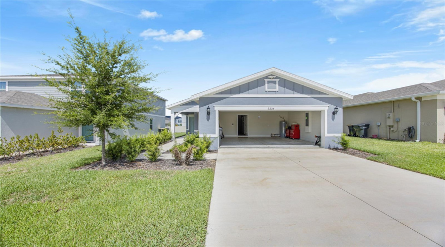 DAVENPORT, Florida 33896, 4 Bedrooms Bedrooms, ,2 BathroomsBathrooms,Residential,For Sale,LOVELY,0,MFRO6422751