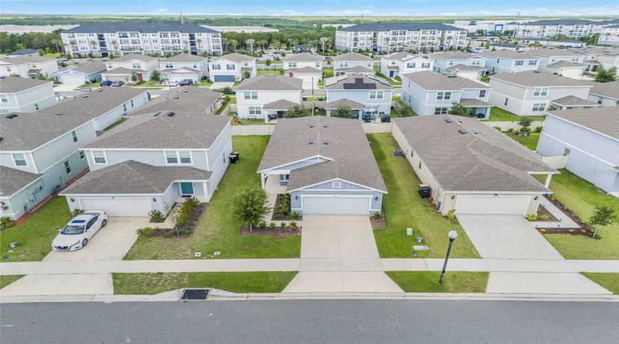 DAVENPORT, Florida 33896, 4 Bedrooms Bedrooms, ,2 BathroomsBathrooms,Residential,For Sale,LOVELY,0,MFRO6422751